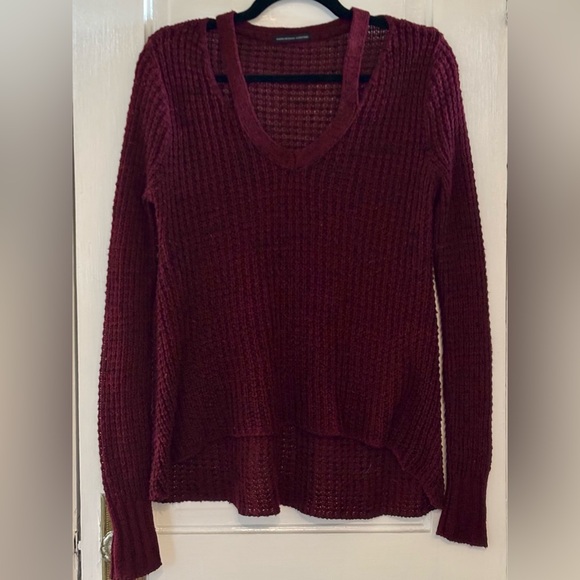 American Eagle V-Neck Waffle Sweater - Picture 1 of 5